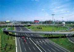 甲级监理公司简析公路工程监理存在的问题